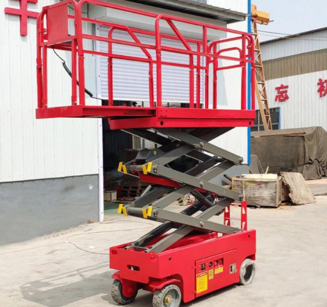 特克斯移动剪叉式升降机